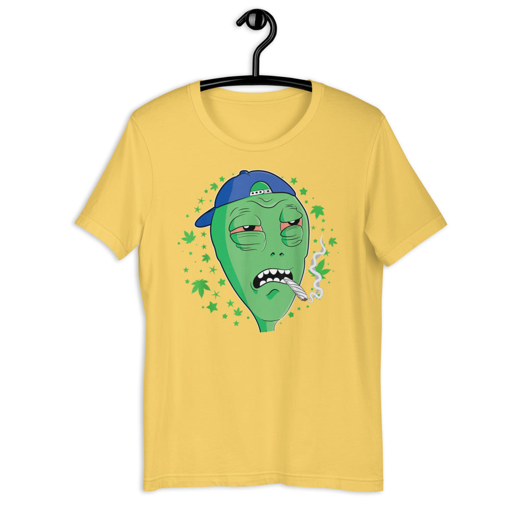 Funny Alien Smoking Weed / Short-Sleeve Unisex T-Shirt